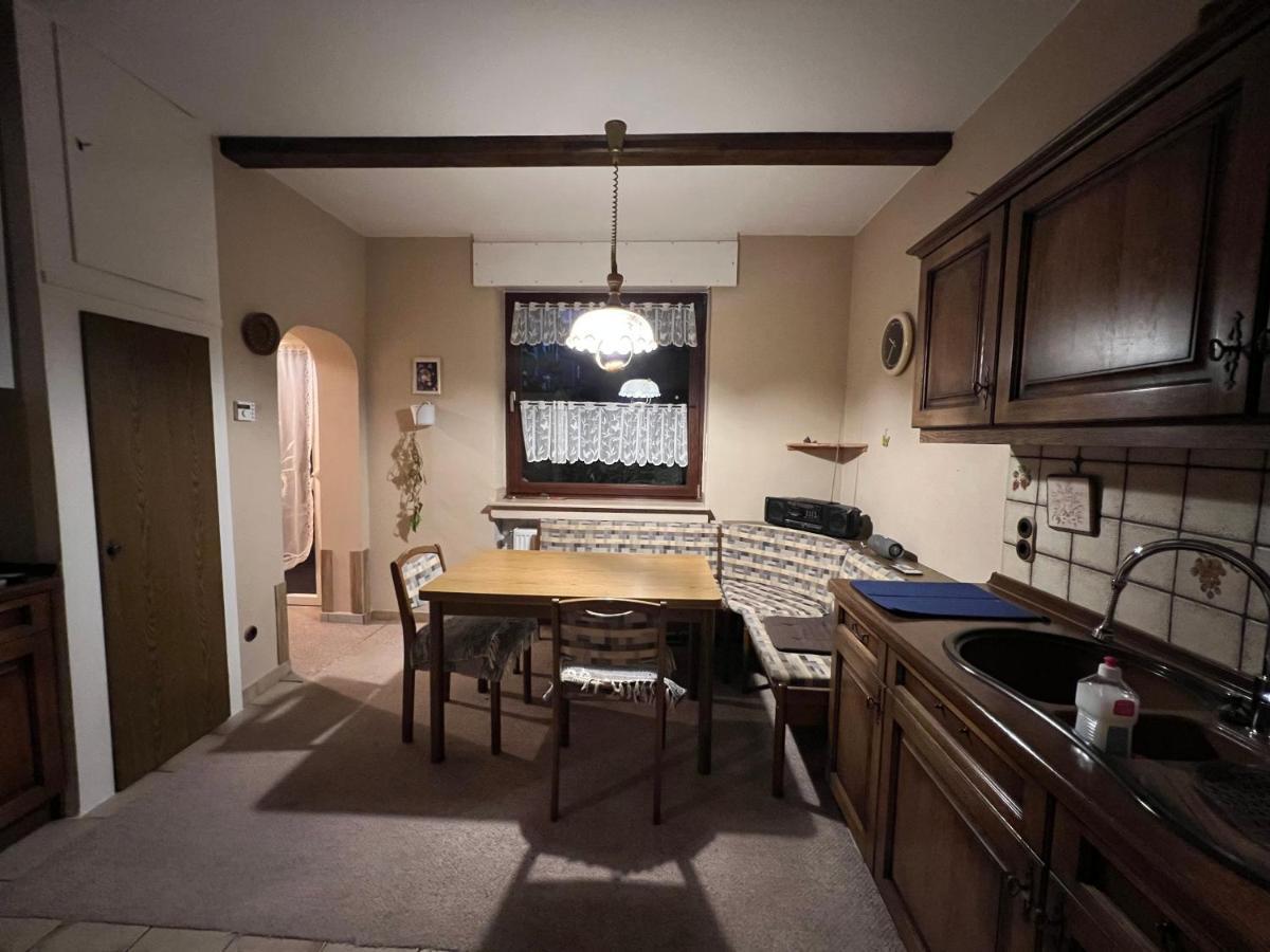 Duisburg Feelhome, Flughafen Nah,3-Schlafzimmer, Dusche Ebenerdig, Zentral, Wifi, Ground Floor Luaran gambar